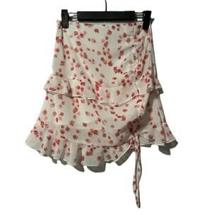 EUC Princess Polly Secret Love White/Red Floral Ruffled Mini Skirt Size 2